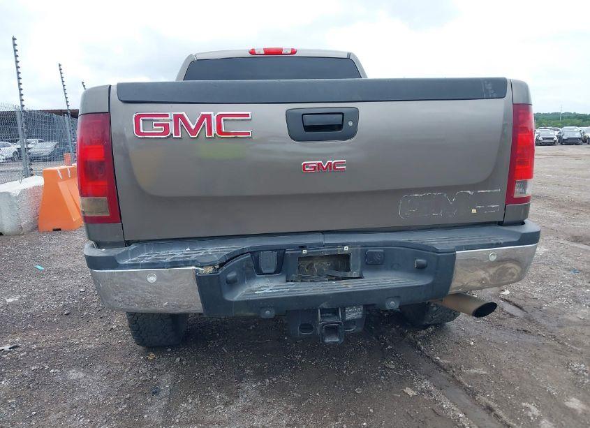 Photo 17 of 2013 Gmc Sierra 2500HD SLE (VIN 1GT220CGXDZ250939)