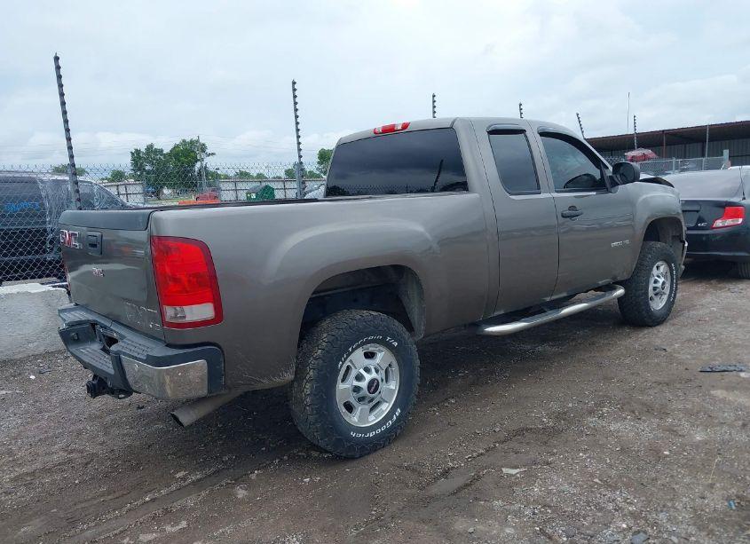 Photo 4 of 2013 Gmc Sierra 2500HD SLE (VIN 1GT220CGXDZ250939)