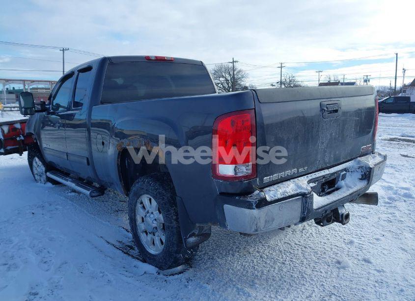 Photo 3 of 2011 Gmc Sierra 2500HD SLT (VIN 1GT221C88BZ158191)