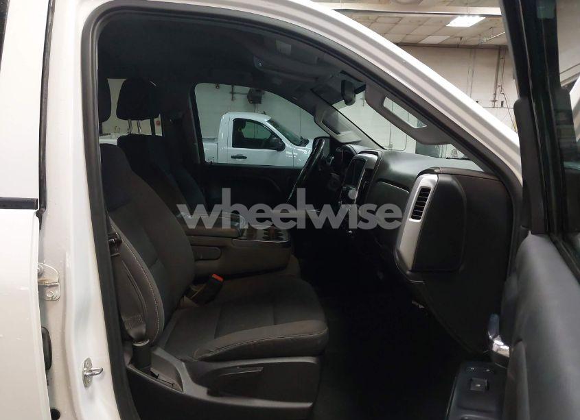 Photo 5 of 2018 Gmc Sierra 2500HD SLE (VIN 1GT22SEG0JZ334319)