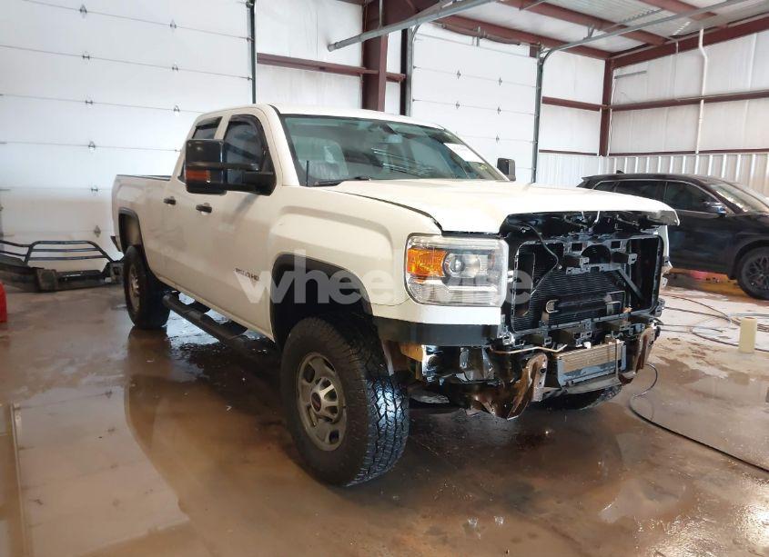 2015 Gmc Sierra 2500HD (VIN 1GT22XEGXFZ527890) main photo