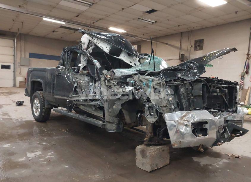 2015 Gmc Sierra 2500HD SLE (VIN 1GT22YEG4FZ142489) main photo