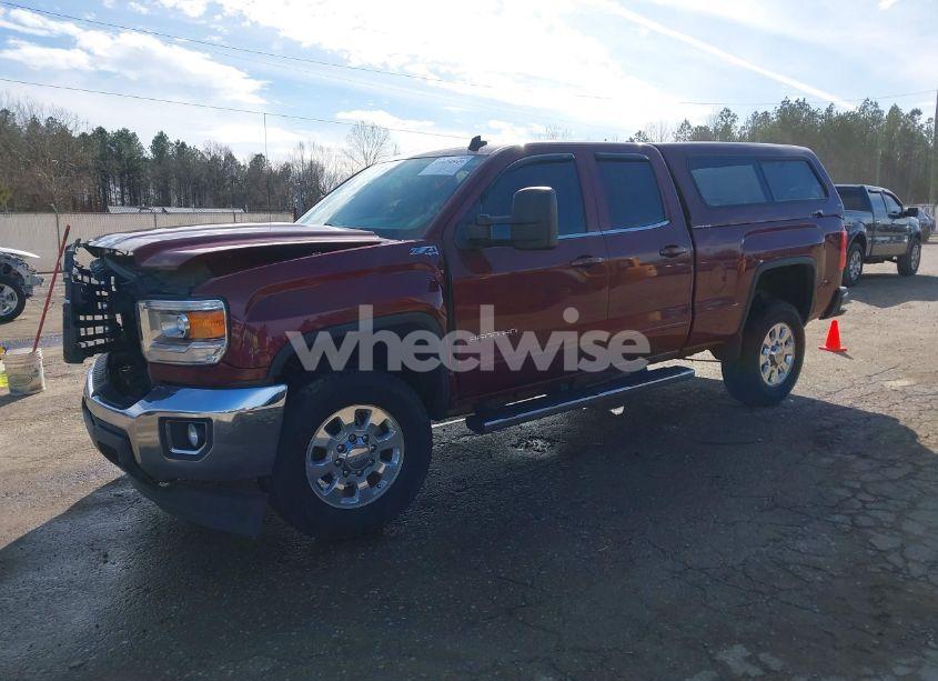Photo 2 of 2015 Gmc Sierra 2500HD SLE (VIN 1GT22YEG6FZ138198)