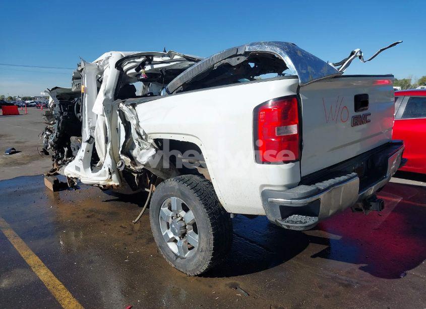 Photo 3 of 2015 Gmc Sierra 2500HD SLE (VIN 1GT22YEG9FZ537719)