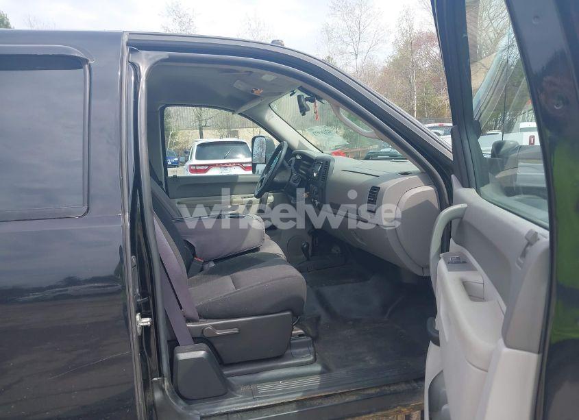 Photo 5 of 2011 Gmc Sierra 2500HD WORK TRUCK (VIN 1GT22ZC82BZ459036)