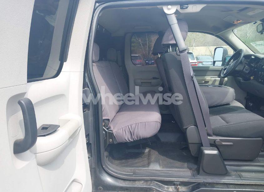 Photo 8 of 2011 Gmc Sierra 2500HD WORK TRUCK (VIN 1GT22ZC82BZ459036)