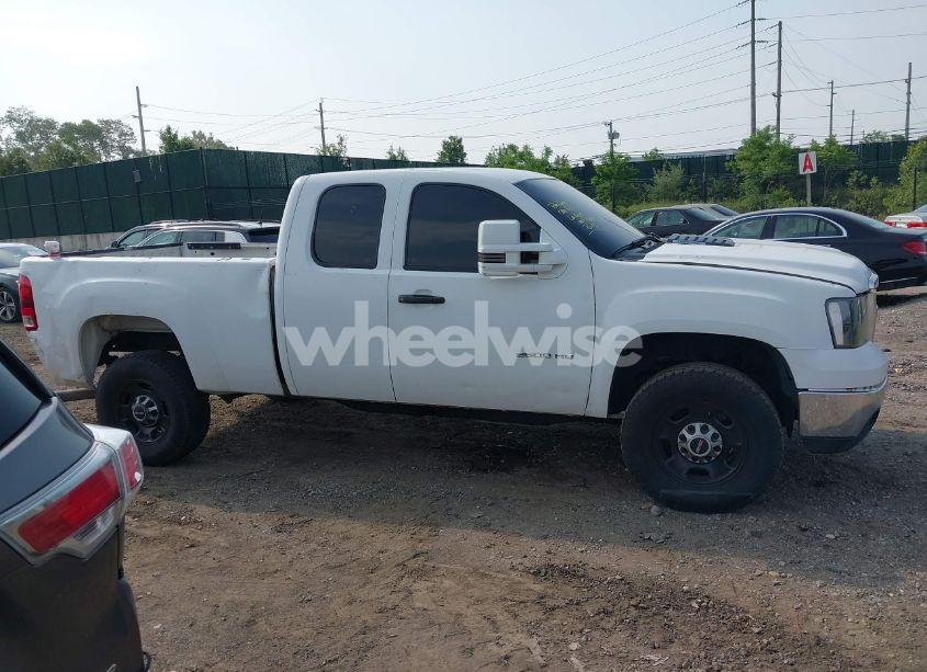 Photo 13 of 2011 Gmc Sierra 2500HD WORK TRUCK (VIN 1GT22ZCG5BZ281260)