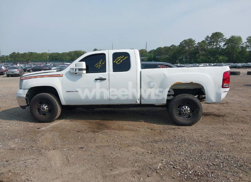 Photo 14 of 2011 Gmc Sierra 2500HD WORK TRUCK (VIN 1GT22ZCG5BZ281260)