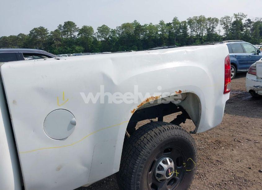 Photo 18 of 2011 Gmc Sierra 2500HD WORK TRUCK (VIN 1GT22ZCG5BZ281260)