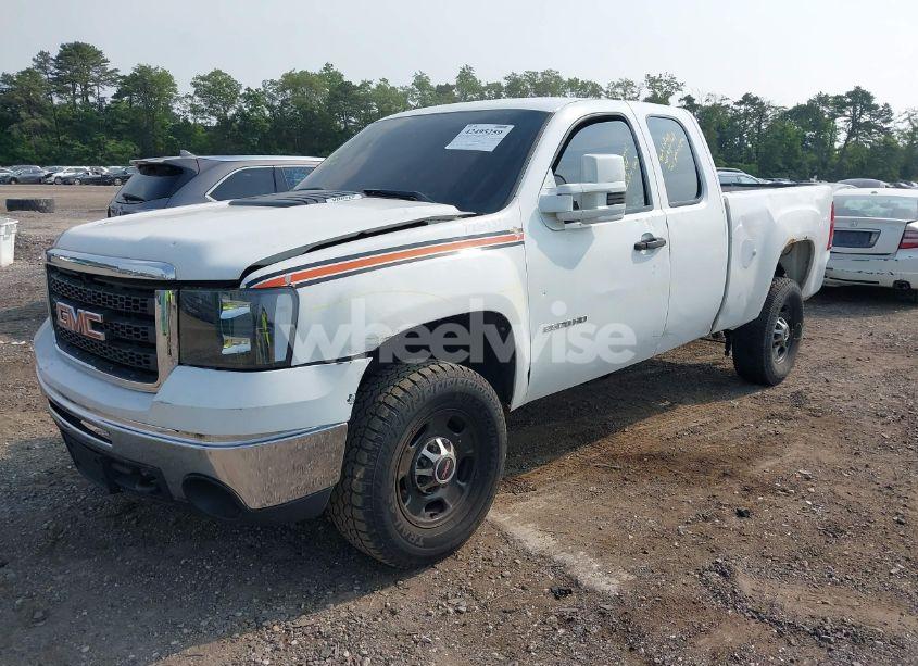 Photo 2 of 2011 Gmc Sierra 2500HD WORK TRUCK (VIN 1GT22ZCG5BZ281260)