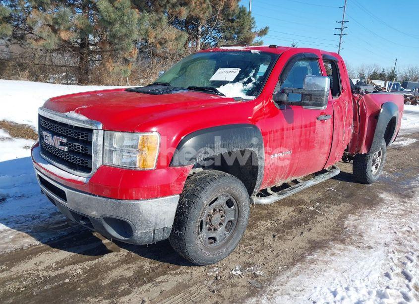 Photo 2 of 2013 Gmc Sierra 2500HD WORK TRUCK (VIN 1GT22ZCG8DZ129590)