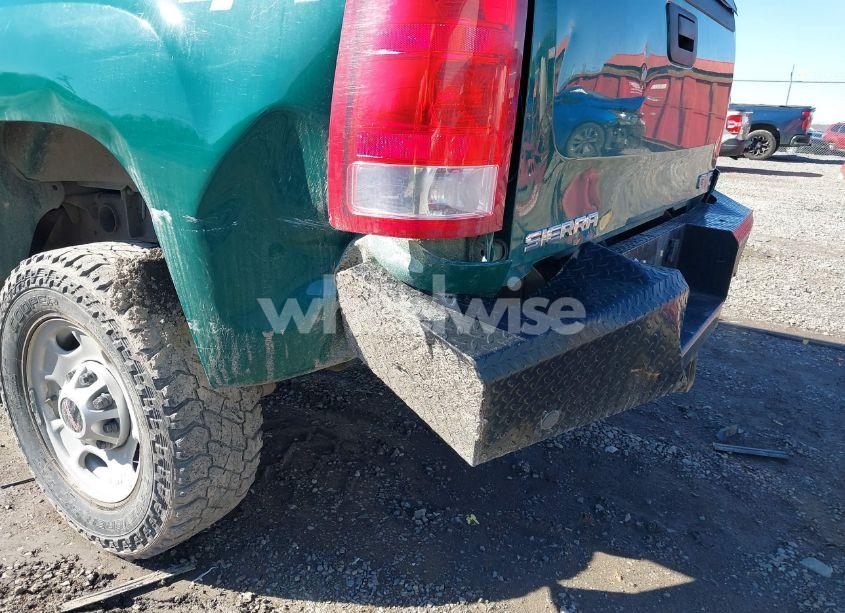 Photo 6 of 2013 Gmc Sierra 2500HD WORK TRUCK (VIN 1GT22ZCGXDZ253781)