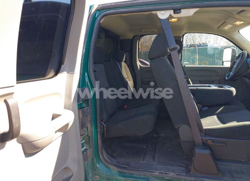 Photo 8 of 2013 Gmc Sierra 2500HD WORK TRUCK (VIN 1GT22ZCGXDZ253781)