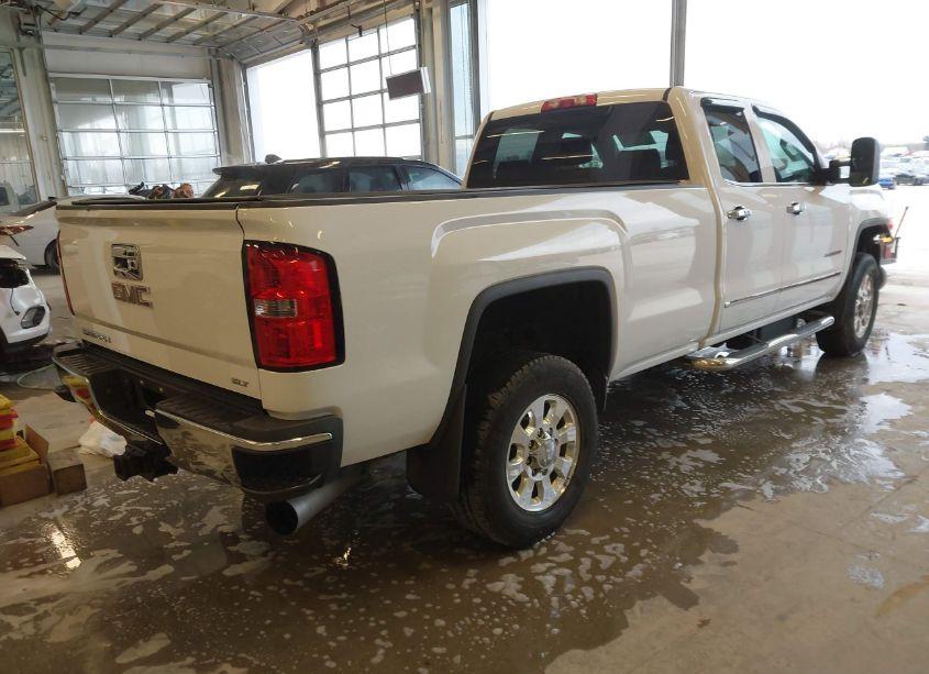 Photo 4 of 2015 Gmc Sierra 2500HD SLT (VIN 1GT22ZE8XFZ140826)