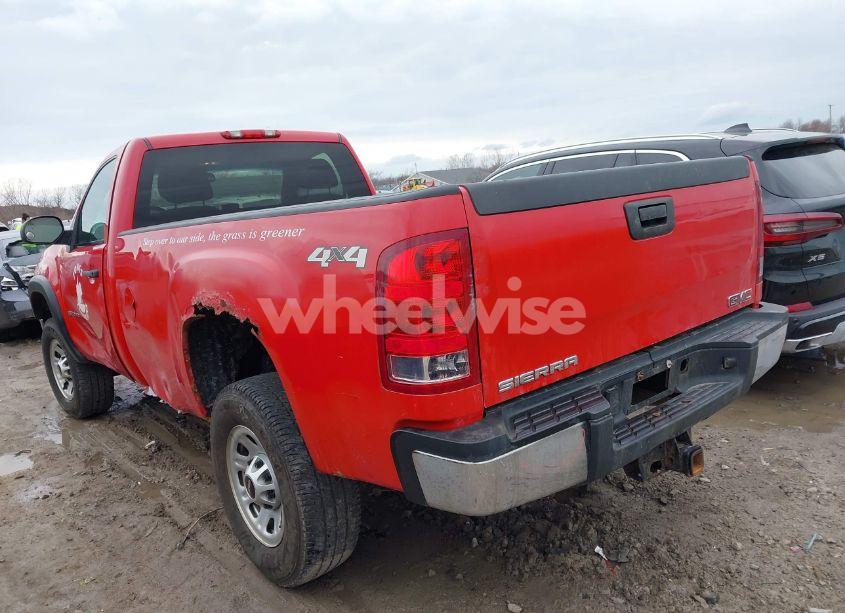 Photo 3 of 2014 Gmc Sierra 3500HD WORK TRUCK (VIN 1GT322CG3EF129897)
