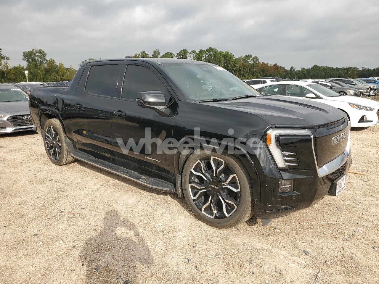 Photo 4 of 2025 GMC SIERRA DENALI (VIN 1GT40LEL9SU403489)