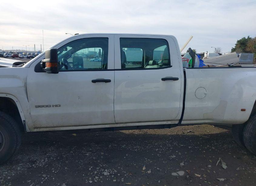 Photo 14 of 2015 Gmc Sierra 3500HD (VIN 1GT411C81FF543921)