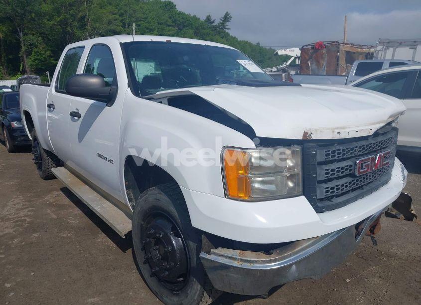 2014 Gmc Sierra 3500HD WORK TRUCK (VIN 1GT422CG0EF159377) main photo