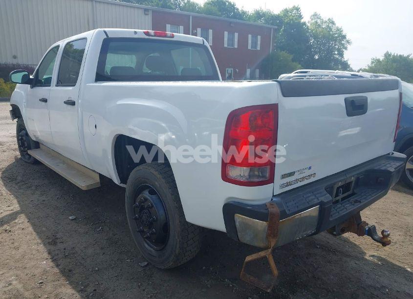 Photo 3 of 2014 Gmc Sierra 3500HD WORK TRUCK (VIN 1GT422CG0EF159377)