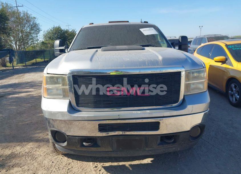 Photo 12 of 2011 Gmc Sierra 3500HD SLE (VIN 1GT423C80BF117723)
