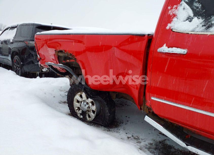 Photo 11 of 2015 Gmc Sierra 3500HD SLT (VIN 1GT423C81FF158917)