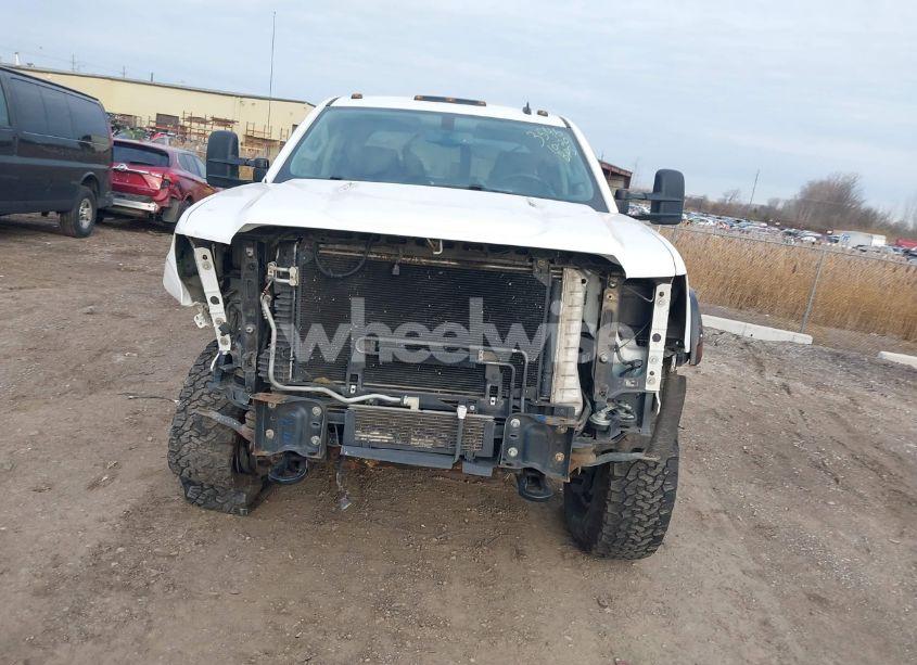 Photo 13 of 2015 Gmc Sierra 3500HD SLT (VIN 1GT423C83FF103546)