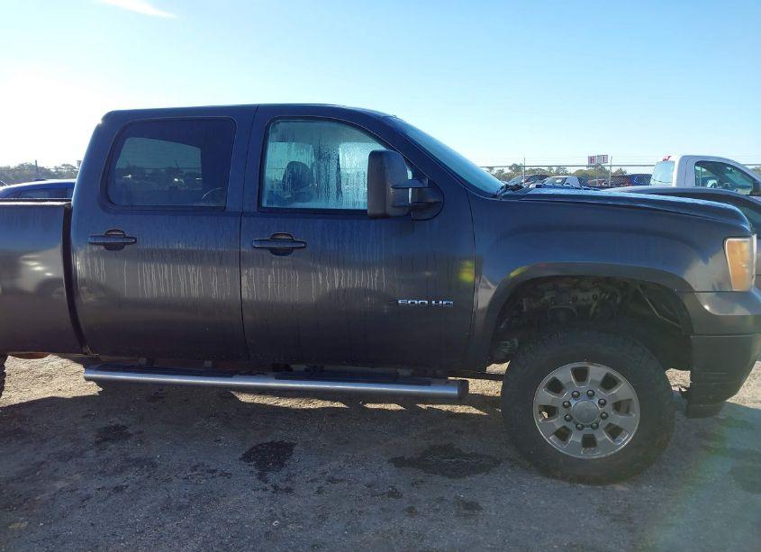 Photo 14 of 2011 Gmc Sierra 3500HD SLT (VIN 1GT424C88BF201939)