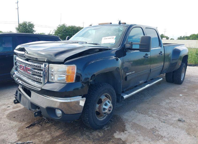 Photo 2 of 2012 Gmc Sierra 3500HD SLT (VIN 1GT424C8XCF181629)