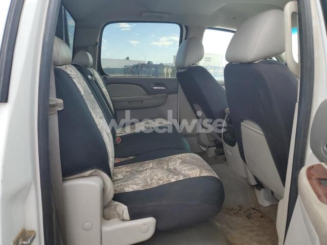 Photo 3 of 2013 GMC TRUCK SIERRA 3500 CR 4X4 N N/A (VIN 1GT424C8XDF164931)