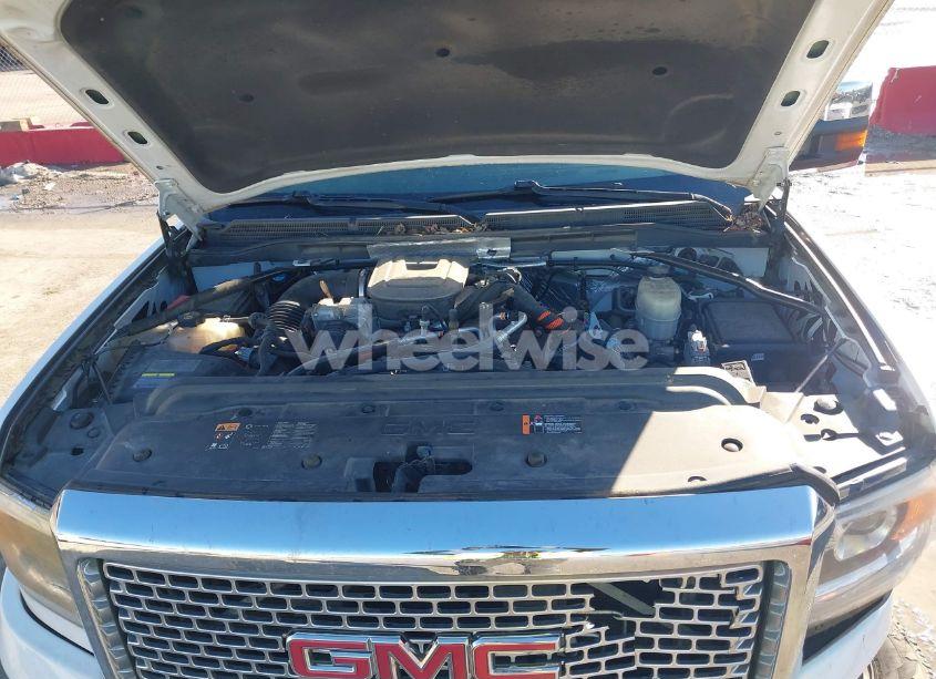 Photo 10 of 2015 Gmc Sierra 3500HD DENALI (VIN 1GT424E80FF656058)