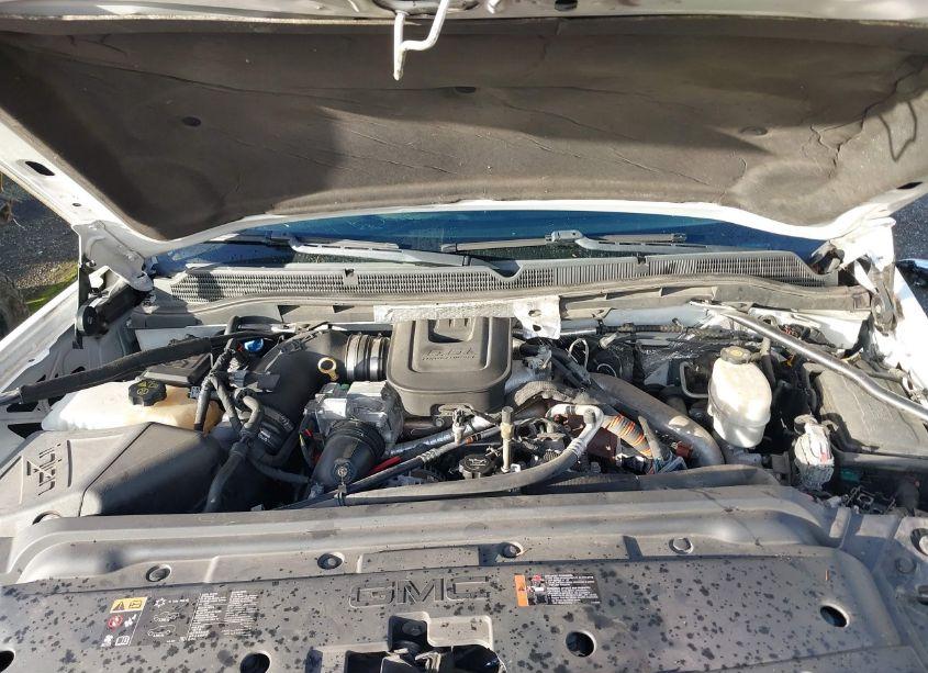 Photo 9 of 2015 Gmc Sierra 3500HD DENALI (VIN 1GT424E86FF615143)