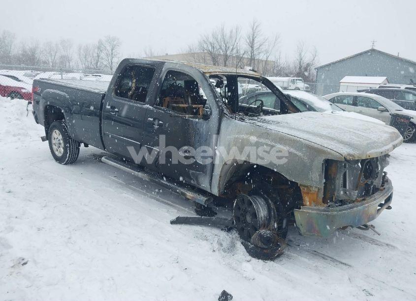 2013 Gmc Sierra 3500HD SLT (VIN 1GT424E87DF243244) main photo