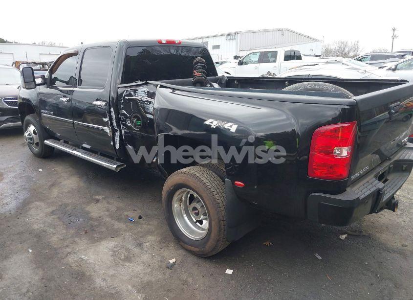 Photo 3 of 2014 Gmc Sierra 3500HD DENALI (VIN 1GT426C8XEF156891)