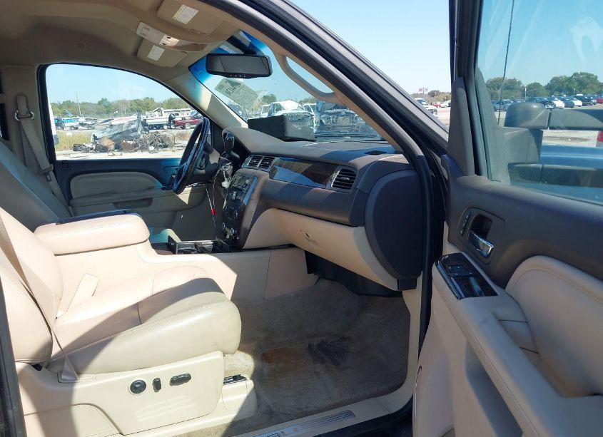 Photo 5 of 2012 Gmc Sierra 3500HD DENALI (VIN 1GT426E83CF105565)