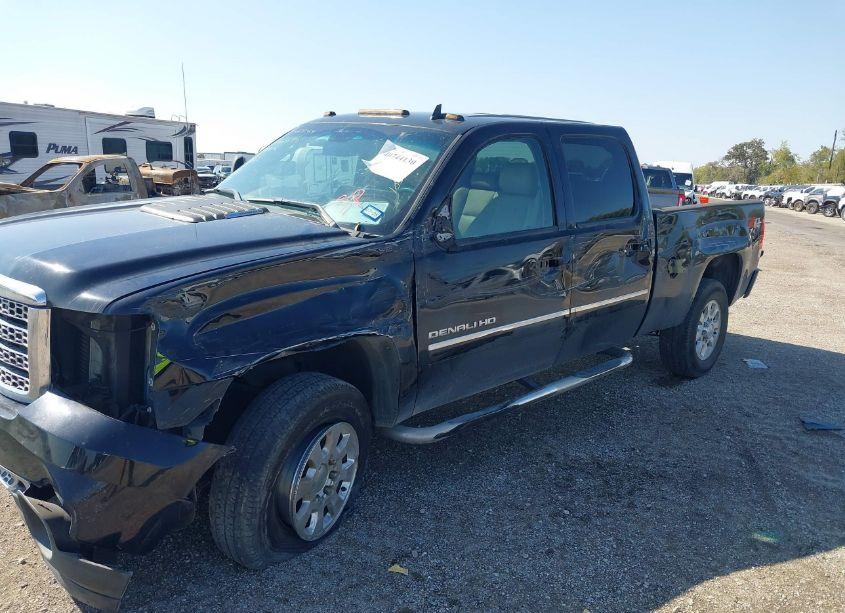 Photo 6 of 2012 Gmc Sierra 3500HD DENALI (VIN 1GT426E83CF105565)