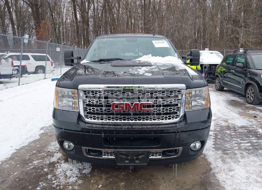Photo 12 of 2013 Gmc Sierra 3500HD DENALI (VIN 1GT426E87DF110527)