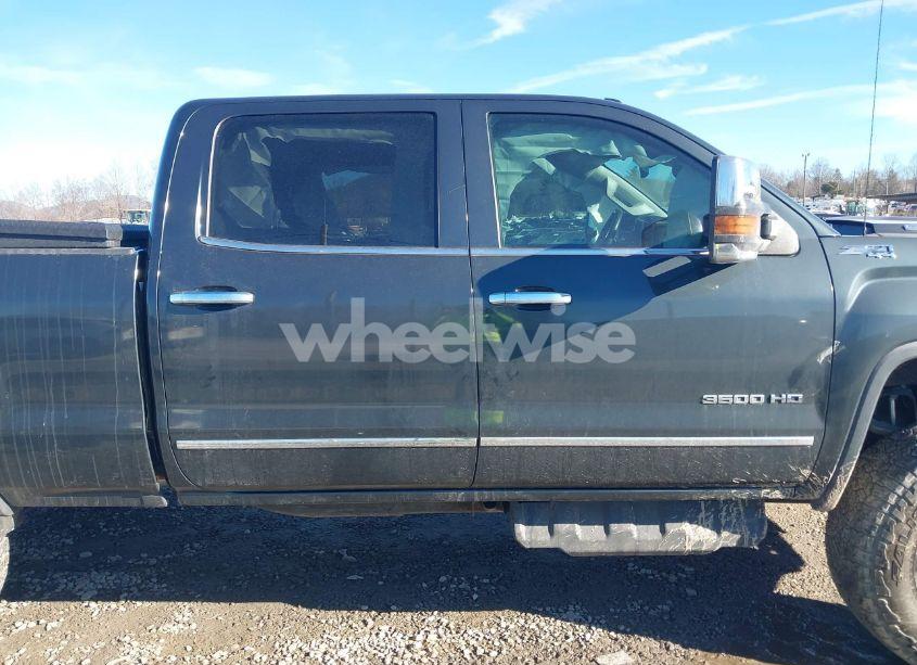 Photo 13 of 2017 Gmc Sierra 3500HD SLT (VIN 1GT42XEY3HF133282)