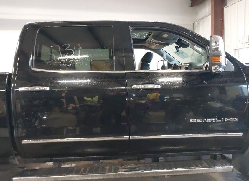 Photo 13 of 2016 Gmc Sierra 3500HD DENALI (VIN 1GT42YE80GF106383)