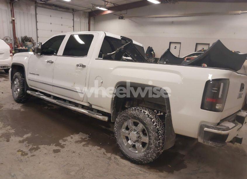 Photo 3 of 2016 Gmc Sierra 3500HD DENALI (VIN 1GT42YE83GF101095)