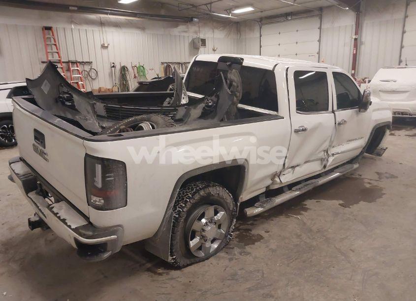 Photo 4 of 2016 Gmc Sierra 3500HD DENALI (VIN 1GT42YE83GF101095)