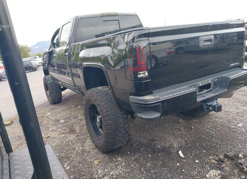 Photo 3 of 2016 Gmc Sierra 3500HD (VIN 1GT42YE84GF140181)