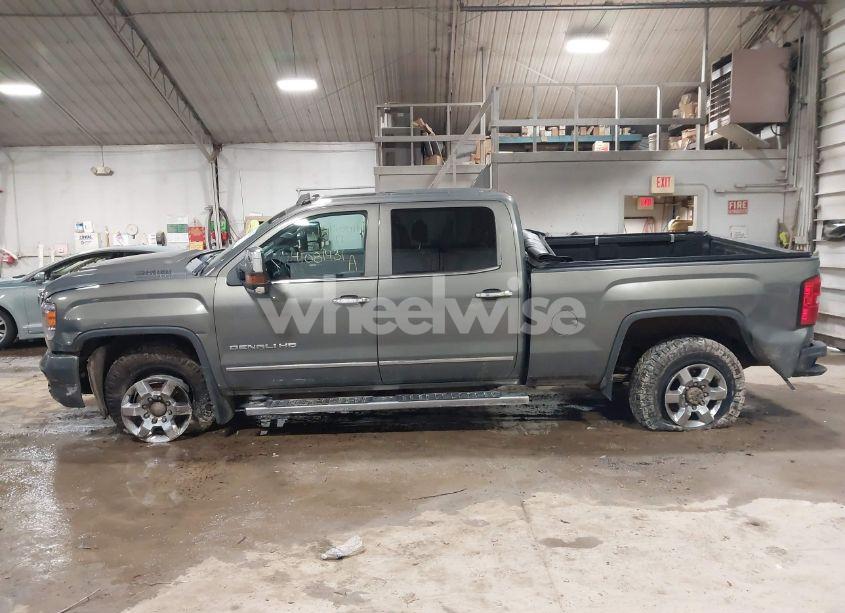 Photo 14 of 2017 Gmc Sierra 3500HD DENALI (VIN 1GT42YEYXHF205617)