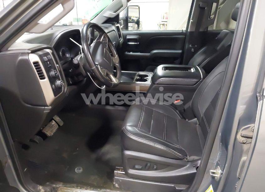 Photo 7 of 2017 Gmc Sierra 3500HD DENALI (VIN 1GT42YEYXHF205617)