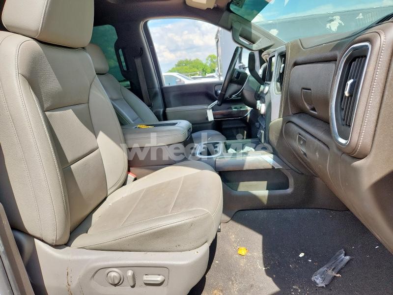 2021 GMC SIERRA C2500 SLT (VIN 1GT48NEY0MF169816) main photo
