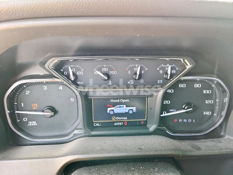 Photo 5 of 2021 GMC SIERRA C2500 SLT (VIN 1GT48NEY0MF169816)