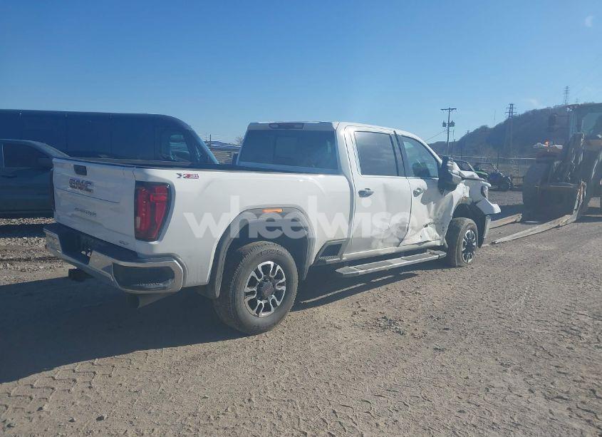 Photo 4 of 2023 Gmc Sierra 2500HD (VIN 1GT49NEY2PF124460)