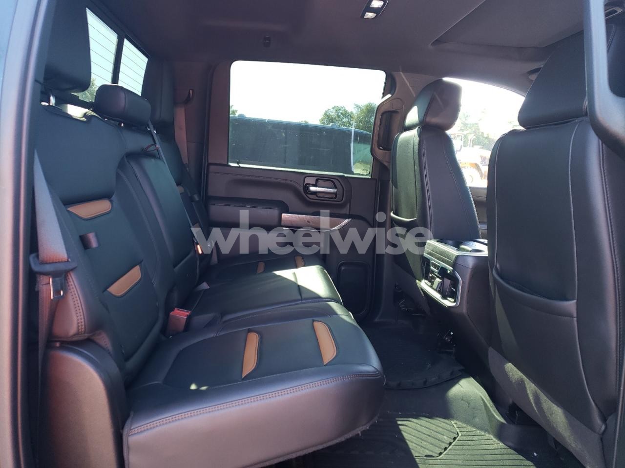 Photo 10 of 2020 GMC SIERRA K2500 AT4 (VIN 1GT49PE7XLF276581)