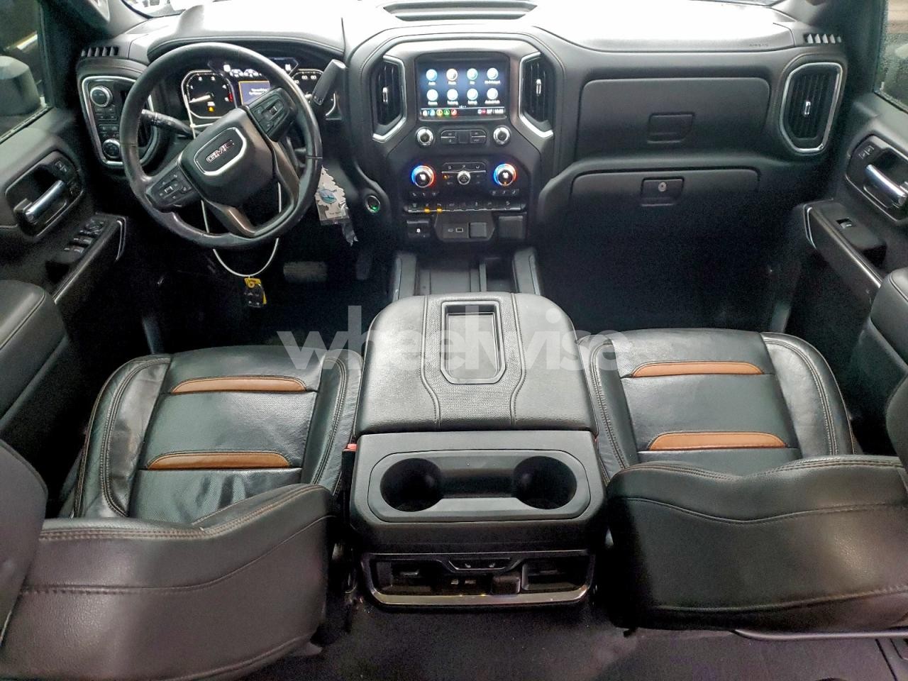 Photo 8 of 2021 GMC SIERRA K2500 AT4 (VIN 1GT49PEYXMF115643)