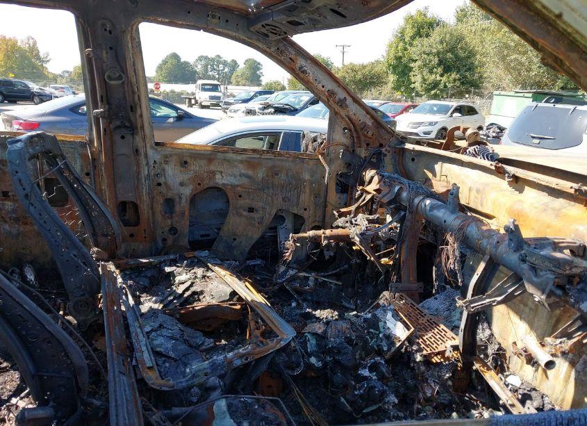 Photo 5 of 2022 Gmc Sierra 2500HD 4WD LONG BED DENALI/4WD STANDARD BED DENALI (VIN 1GT49REY0NF230409)