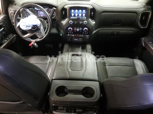 Photo 11 of 2022 GMC SIERRA K2500 DENALI (VIN 1GT49REY0NF276578)